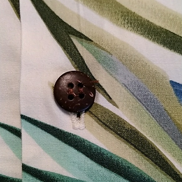 Hawaiian Aloha Shirt - Picture 5 of 5